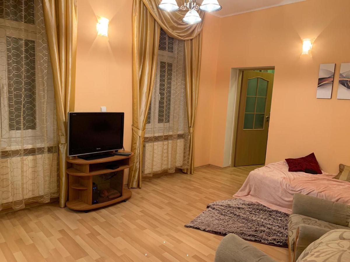 Margo Apartman Karlsbad Exteriör bild