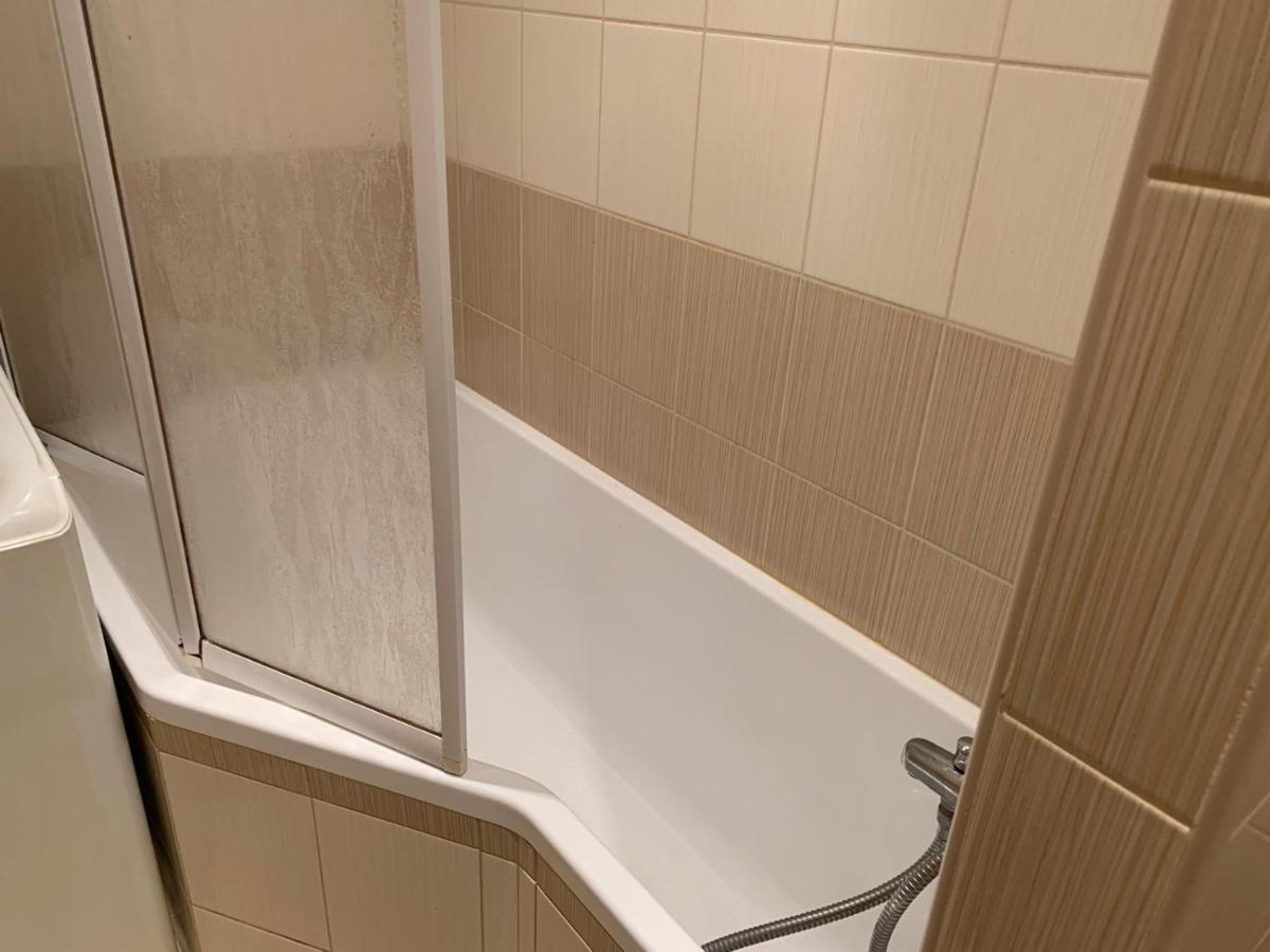 Margo Apartman Karlsbad Exteriör bild